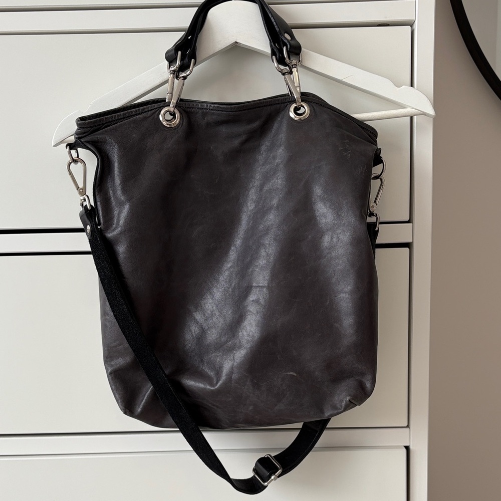 M0851 Smokey Dark Grey Handbag with adjustable Shoulder Strap.